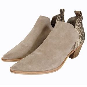 Dolce Vita Sonni Ankle Booties Taupe Snake Back 9